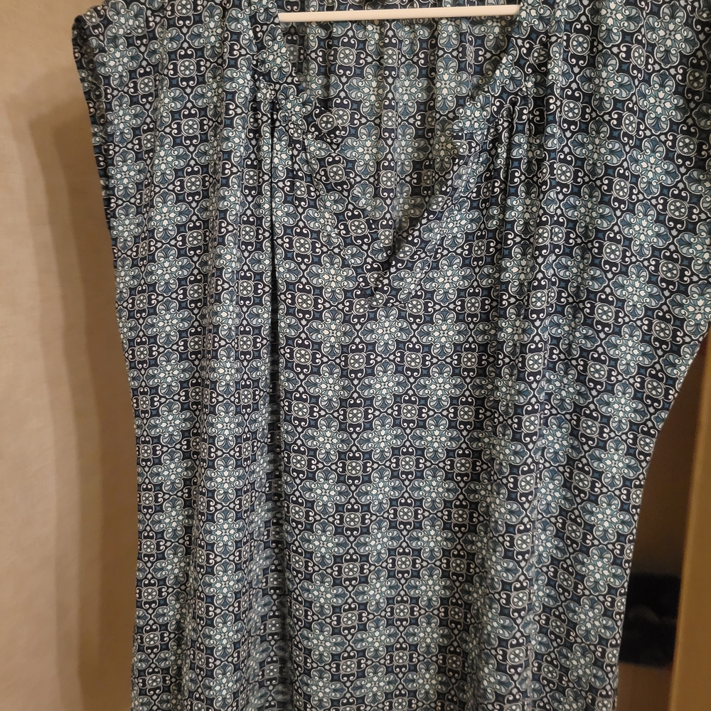 Roz & Ali Navy Geometric Print Blouse